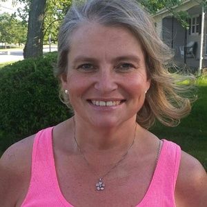 Meet your Posher, Crystine